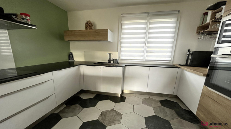 Ma-Cabane - Vente Maison Jonzieux, 105 m²