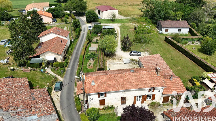 Ma-Cabane - Vente Maison Joussé, 186 m²