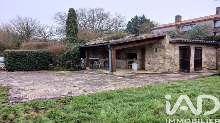 Ma-Cabane - Vente Maison Joussé, 214 m²