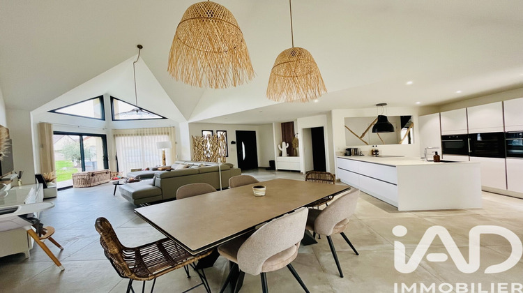 Ma-Cabane - Vente Maison Jouy, 170 m²