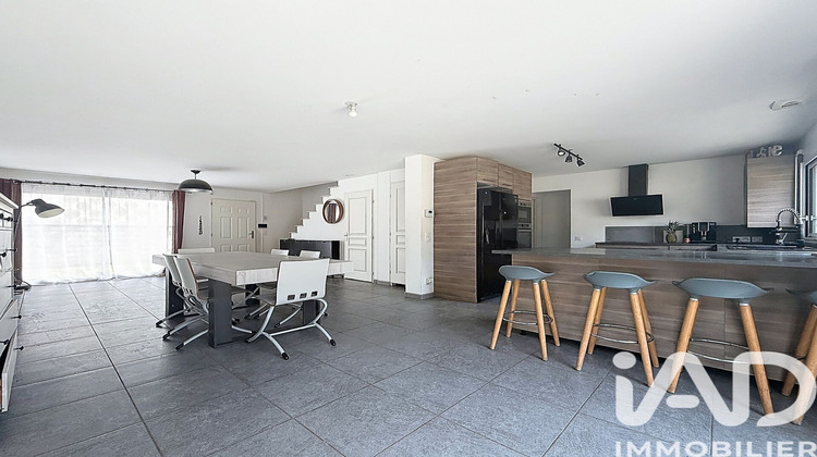 Ma-Cabane - Vente Maison Jouy-le-Moutier, 110 m²