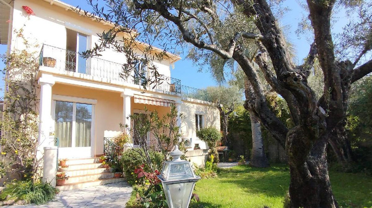 Ma-Cabane - Vente Maison JUAN LES PINS, 140 m²