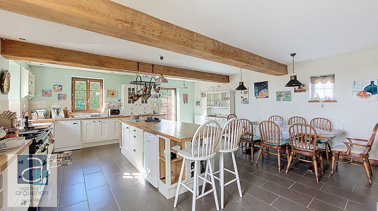 Ma-Cabane - Vente Maison JUGON-LES-LACS, 220 m²