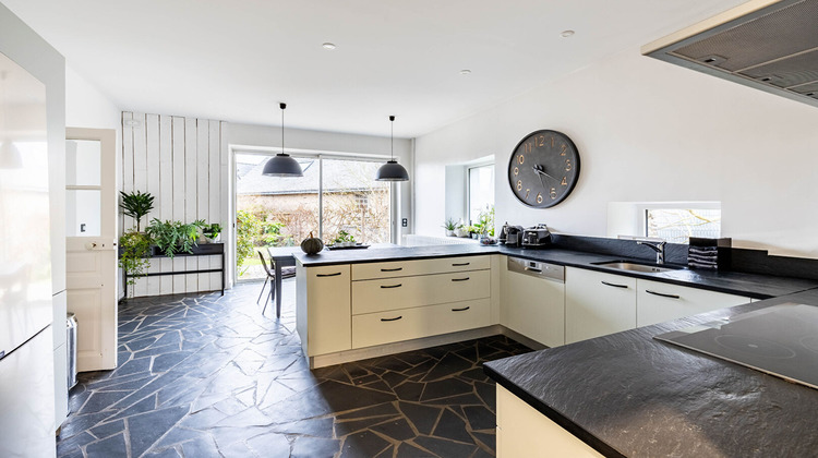 Ma-Cabane - Vente Maison JUIGNE-SUR-LOIRE, 253 m²