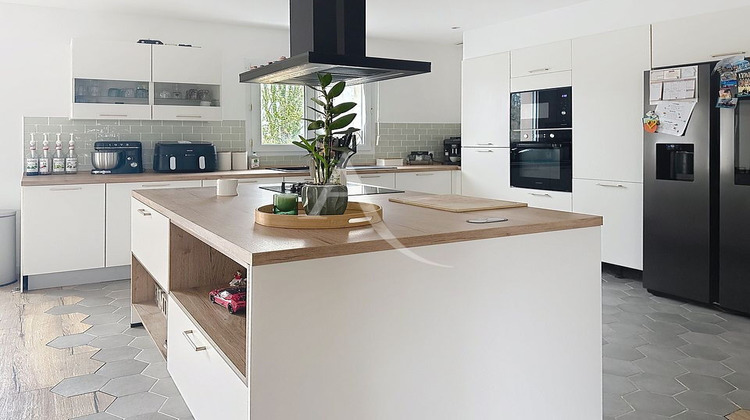 Ma-Cabane - Vente Maison JUIGNE-SUR-LOIRE, 155 m²