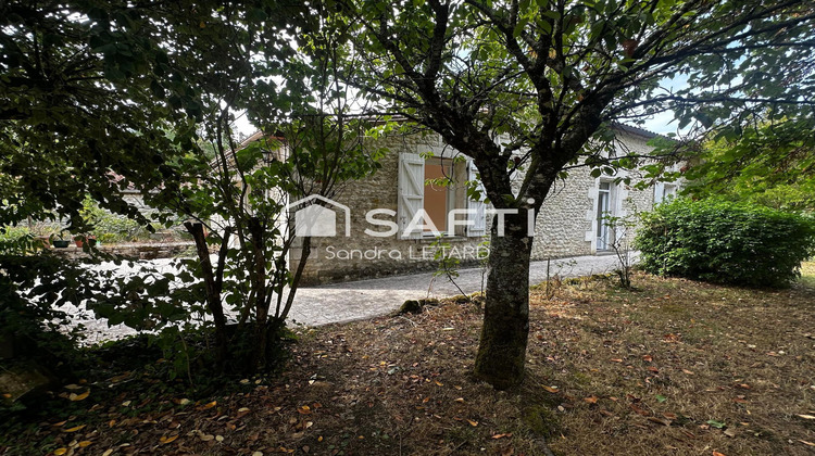Ma-Cabane - Vente Maison Juillaguet, 97 m²