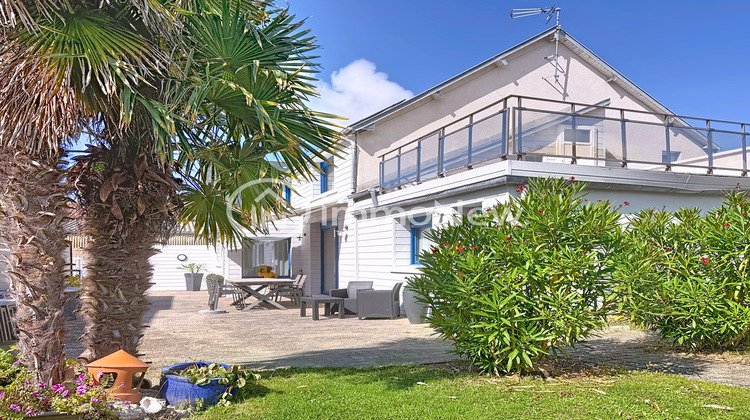 Ma-Cabane - Vente Maison Jullouville, 180 m²