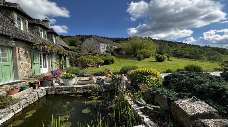 Ma-Cabane - Vente Maison JUNHAC, 265 m²