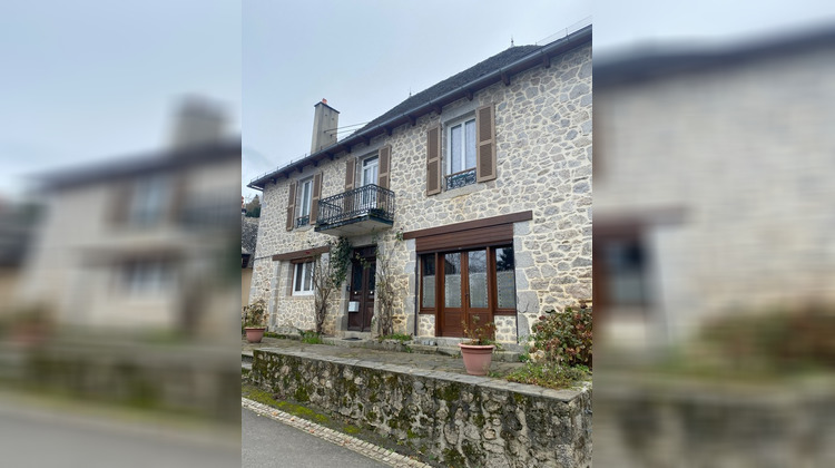 Ma-Cabane - Vente Maison JUNHAC, 211 m²