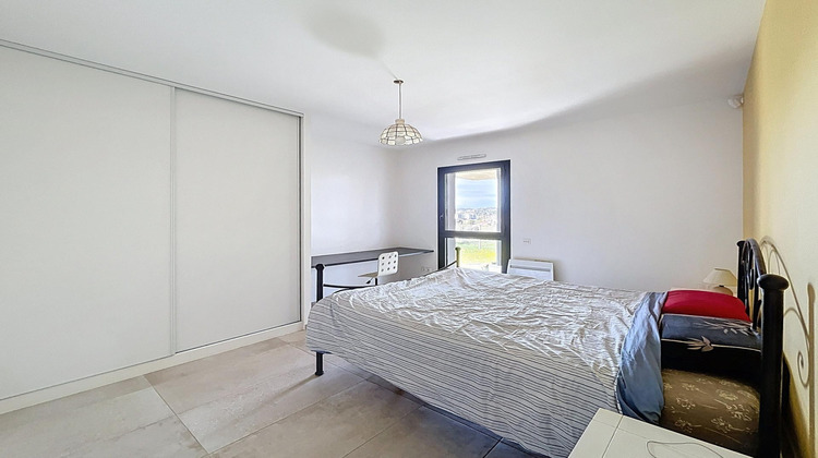 Ma-Cabane - Vente Maison Juvignac, 256 m²