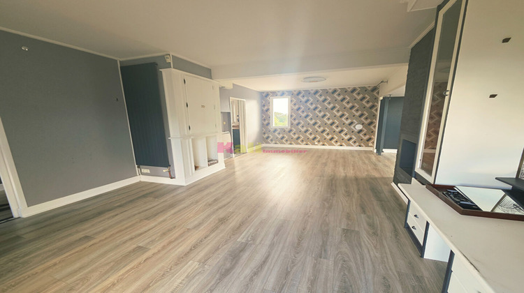 Ma-Cabane - Vente Maison KERSAINT-PLABENNEC, 198 m²