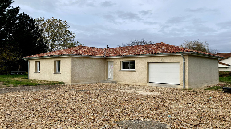 Ma-Cabane - Vente Maison L'ABERGEMENT-DE-CUISERY, 104 m²