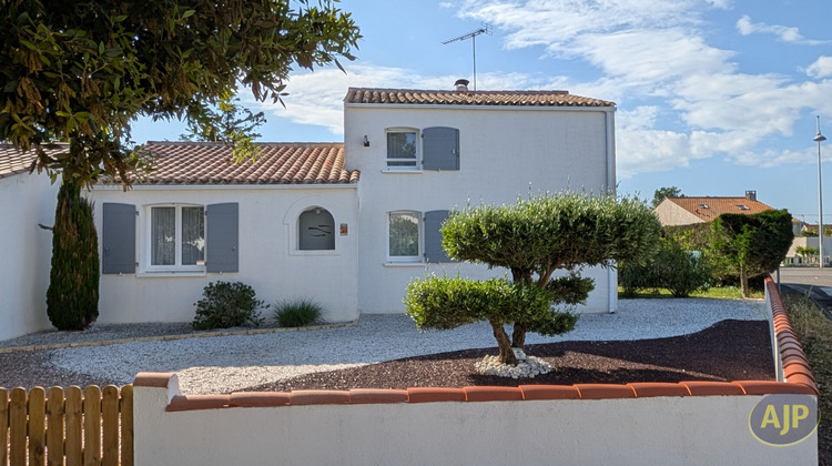 Ma-Cabane - Vente Maison L'AIGUILLON-SUR-MER, 117 m²