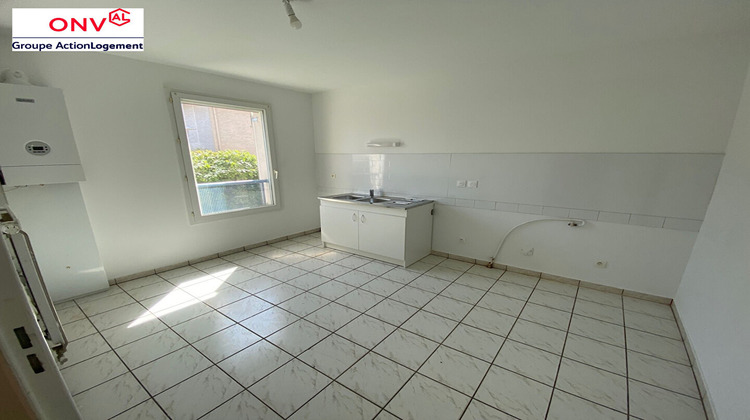 Ma-Cabane - Vente Maison L'ISLE-D'ABEAU, 99 m²