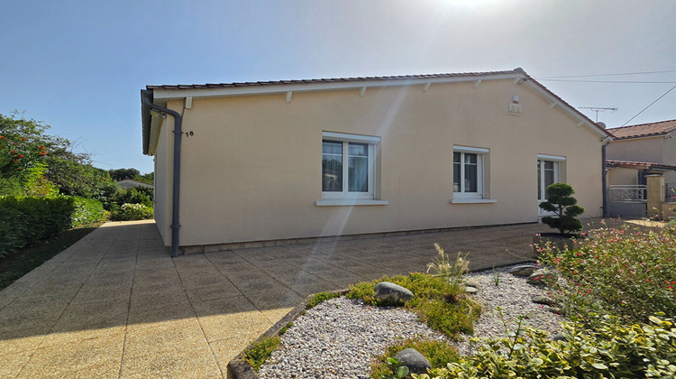 Ma-Cabane - Vente Maison L'ISLE-D'ESPAGNAC, 113 m²