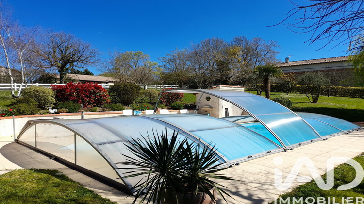 Ma-Cabane - Vente Maison L'Isle-Jourdain, 208 m²