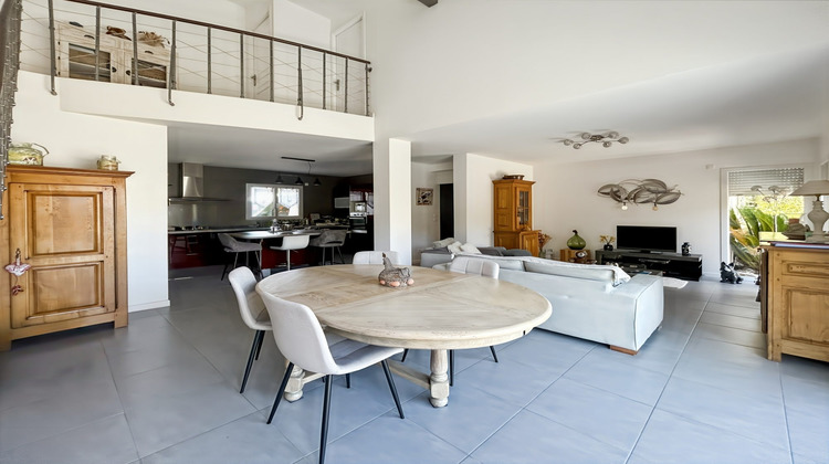 Ma-Cabane - Vente Maison L'Isle-Jourdain, 124 m²