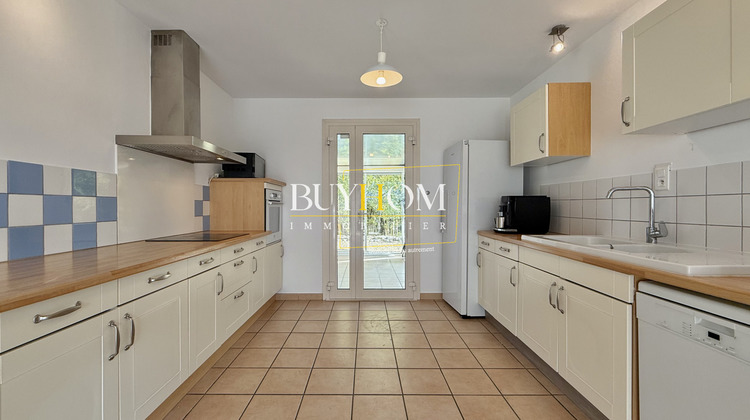 Ma-Cabane - Vente Maison L'Isle-sur-la-Sorgue, 177 m²