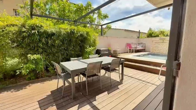 Ma-Cabane - Vente Maison L'Isle-sur-la-Sorgue, 220 m²