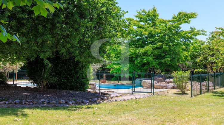 Ma-Cabane - Vente Maison L'Isle-sur-la-Sorgue, 370 m²