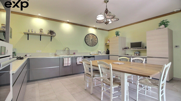 Ma-Cabane - Vente Maison L'Isle-sur-la-Sorgue, 196 m²