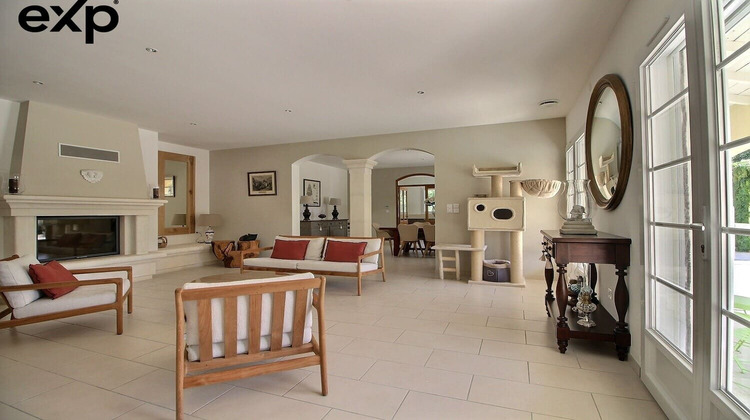 Ma-Cabane - Vente Maison L'Isle-sur-la-Sorgue, 198 m²