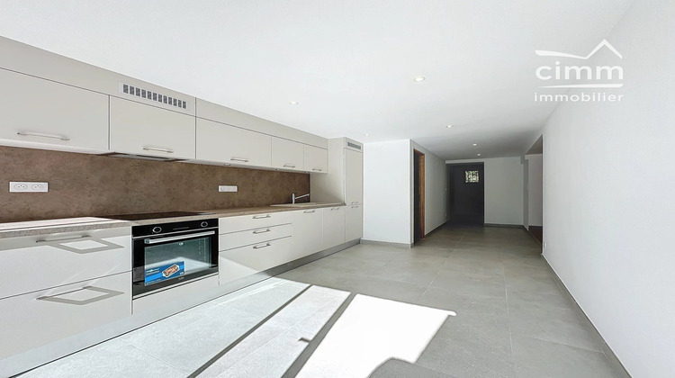 Ma-Cabane - Vente Maison L'Isle-sur-la-Sorgue, 145 m²