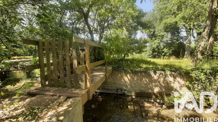 Ma-Cabane - Vente Maison L'Isle-sur-la-Sorgue, 218 m²