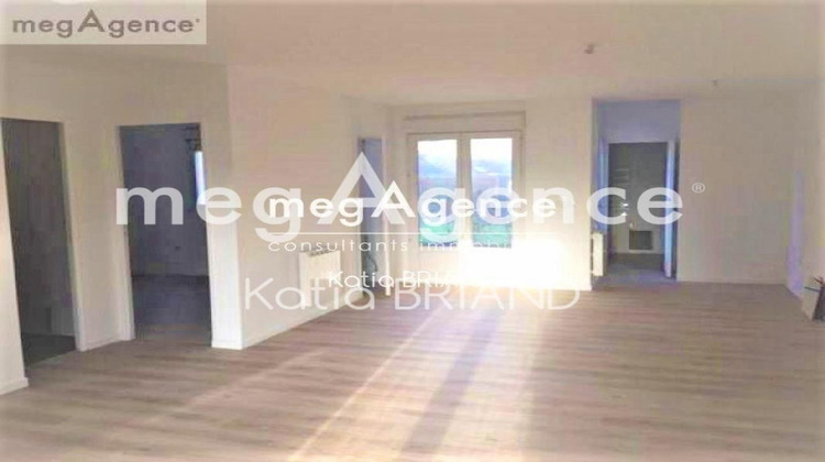 Ma-Cabane - Vente Maison L HUISSERIE, 98 m²