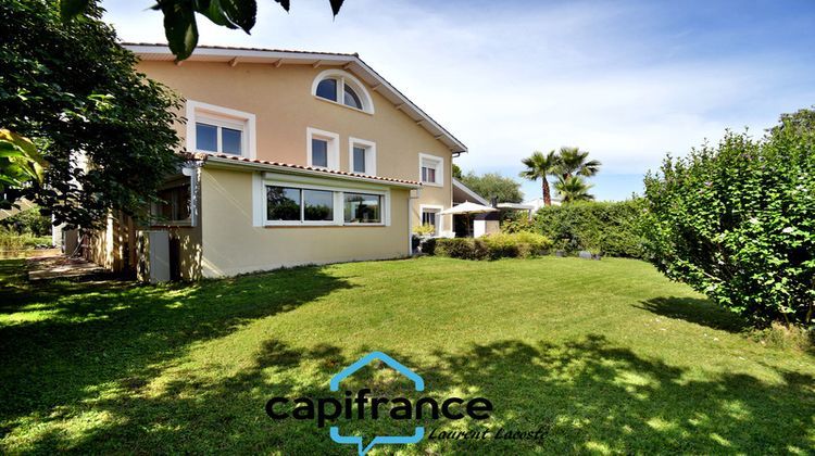 Ma-Cabane - Vente Maison L ISLE JOURDAIN, 255 m²