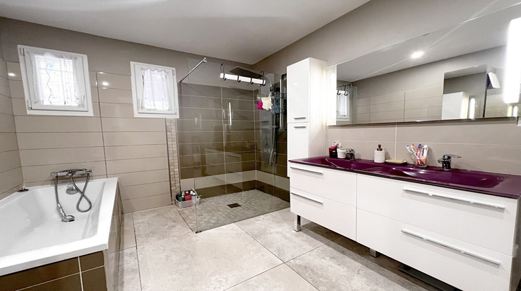 Ma-Cabane - Vente Maison LA BARBEN, 157 m²