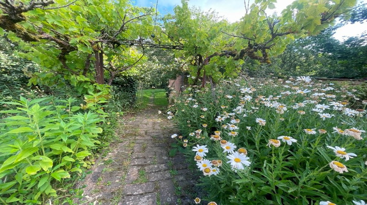 Ma-Cabane - Vente Maison LA BAZOCHE-GOUET, 120 m²
