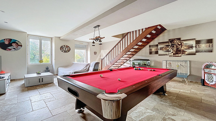 Ma-Cabane - Vente Maison LA BAZOGE-MONTPINCON, 232 m²