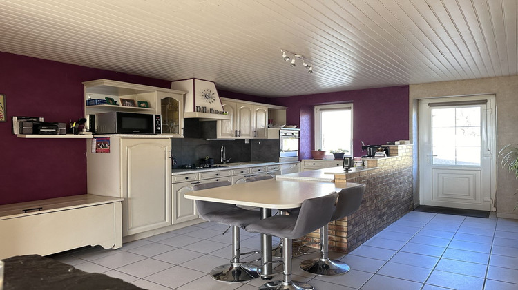 Ma-Cabane - Vente Maison LA BAZOUGE-DE-CHEMERE, 138 m²