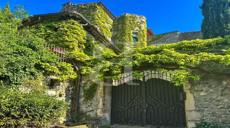 Ma-Cabane - Vente Maison La Bégude-de-Mazenc, 337 m²