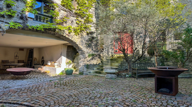 Ma-Cabane - Vente Maison La Bégude-de-Mazenc, 337 m²