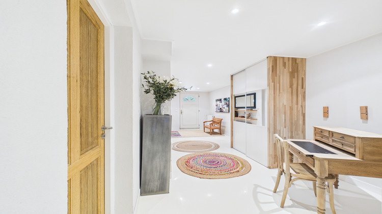 Ma-Cabane - Vente Maison La Biolle, 200 m²