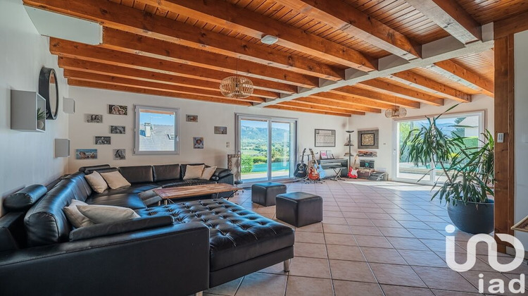 Ma-Cabane - Vente Maison La Biolle, 210 m²