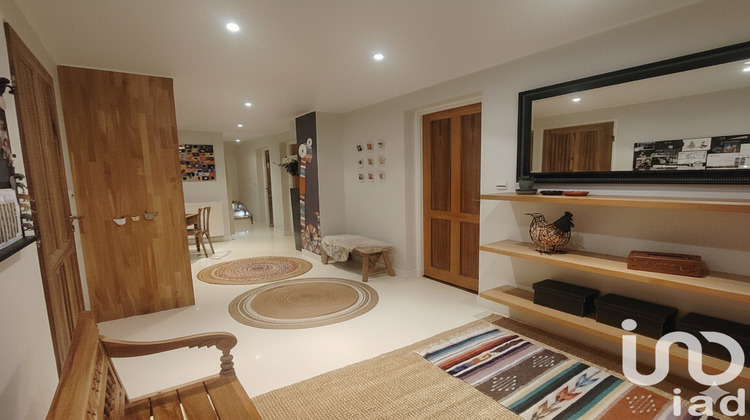 Ma-Cabane - Vente Maison La Biolle, 213 m²