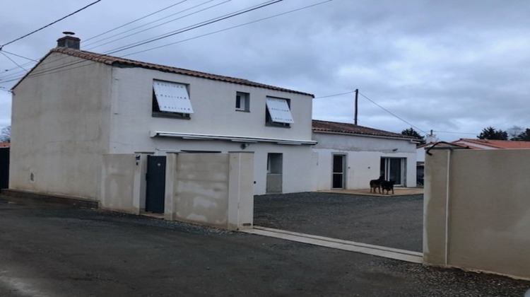 Ma-Cabane - Vente Maison LA BOISSIERE DES LANDES, 104 m²