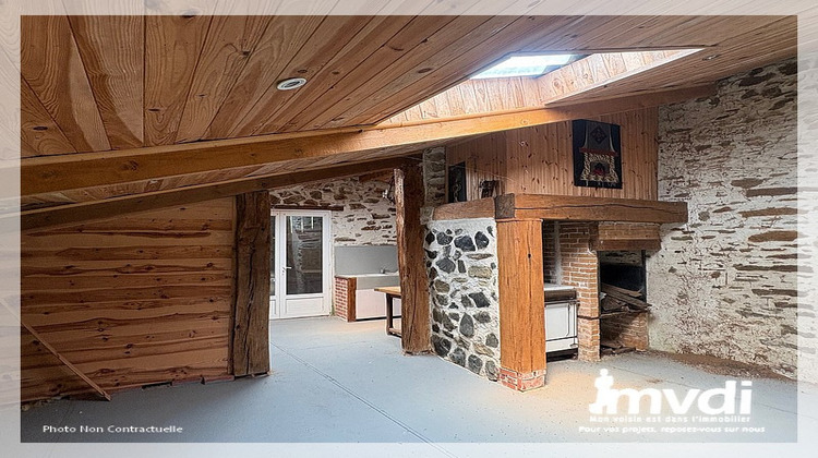 Ma-Cabane - Vente Maison LA BOISSIERE-SUR-EVRE, 201 m²