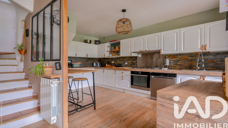 Ma-Cabane - Vente Maison La Bouilladisse, 228 m²