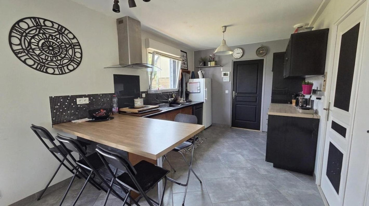 Ma-Cabane - Vente Maison LA BOUSSAC, 91 m²