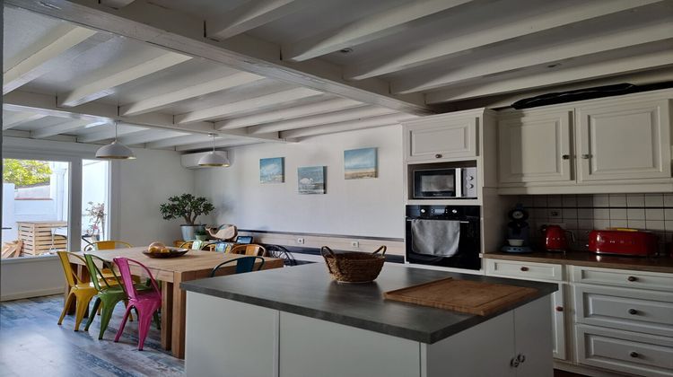 Ma-Cabane - Vente Maison LA BREE-LES-BAINS, 92 m²