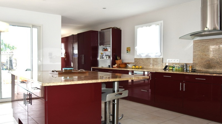 Ma-Cabane - Vente Maison LA BREE LES BAINS, 180 m²