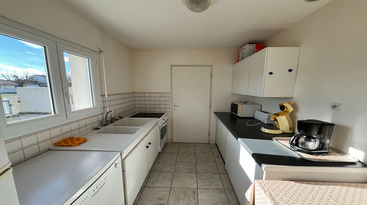 Ma-Cabane - Vente Maison LA BREE-LES-BAINS, 73 m²