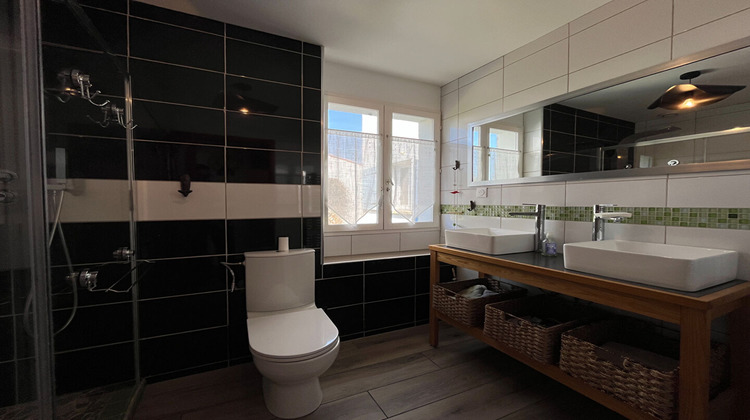 Ma-Cabane - Vente Maison LA BREE-LES-BAINS, 76 m²