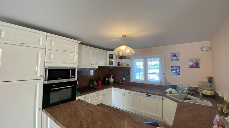 Ma-Cabane - Vente Maison LA BREE-LES-BAINS, 120 m²