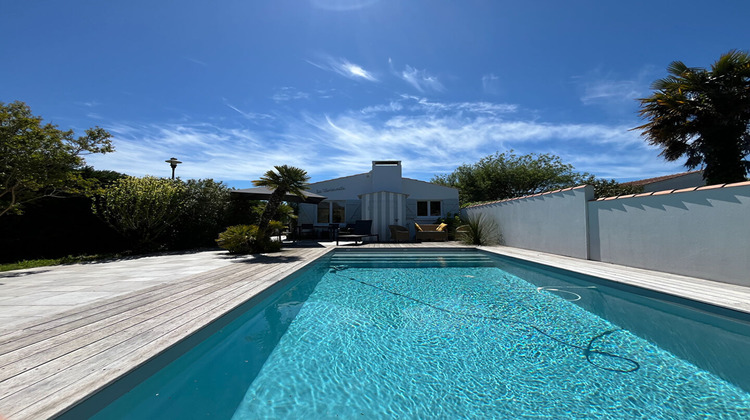 Ma-Cabane - Vente Maison LA BREE-LES-BAINS, 100 m²