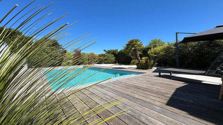 Ma-Cabane - Vente Maison LA BREE-LES-BAINS, 100 m²